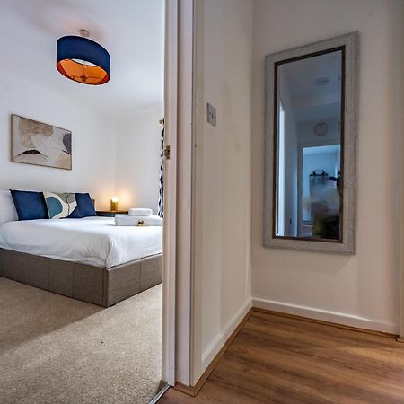 ノリッチSwift Host Golden Triangle 2 Bed With Parkingアパートメント エクステリア 写真