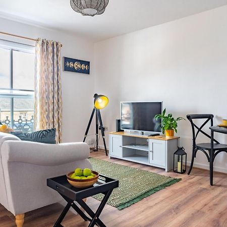 ノリッチSwift Host Golden Triangle 2 Bed With Parkingアパートメント エクステリア 写真