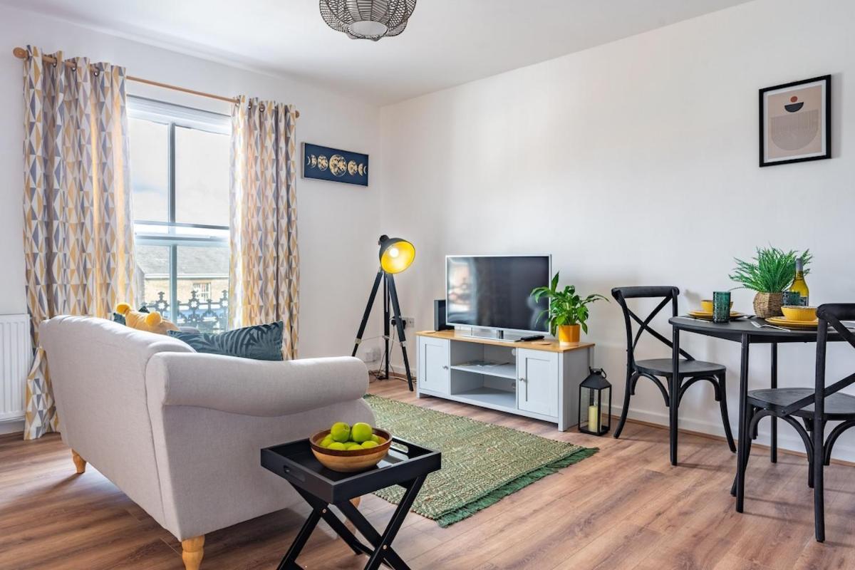 ノリッチSwift Host Golden Triangle 2 Bed With Parkingアパートメント エクステリア 写真